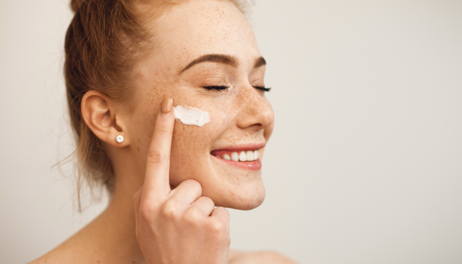 Clean Beauty 2025: Must-Have Natural Makeup Picks